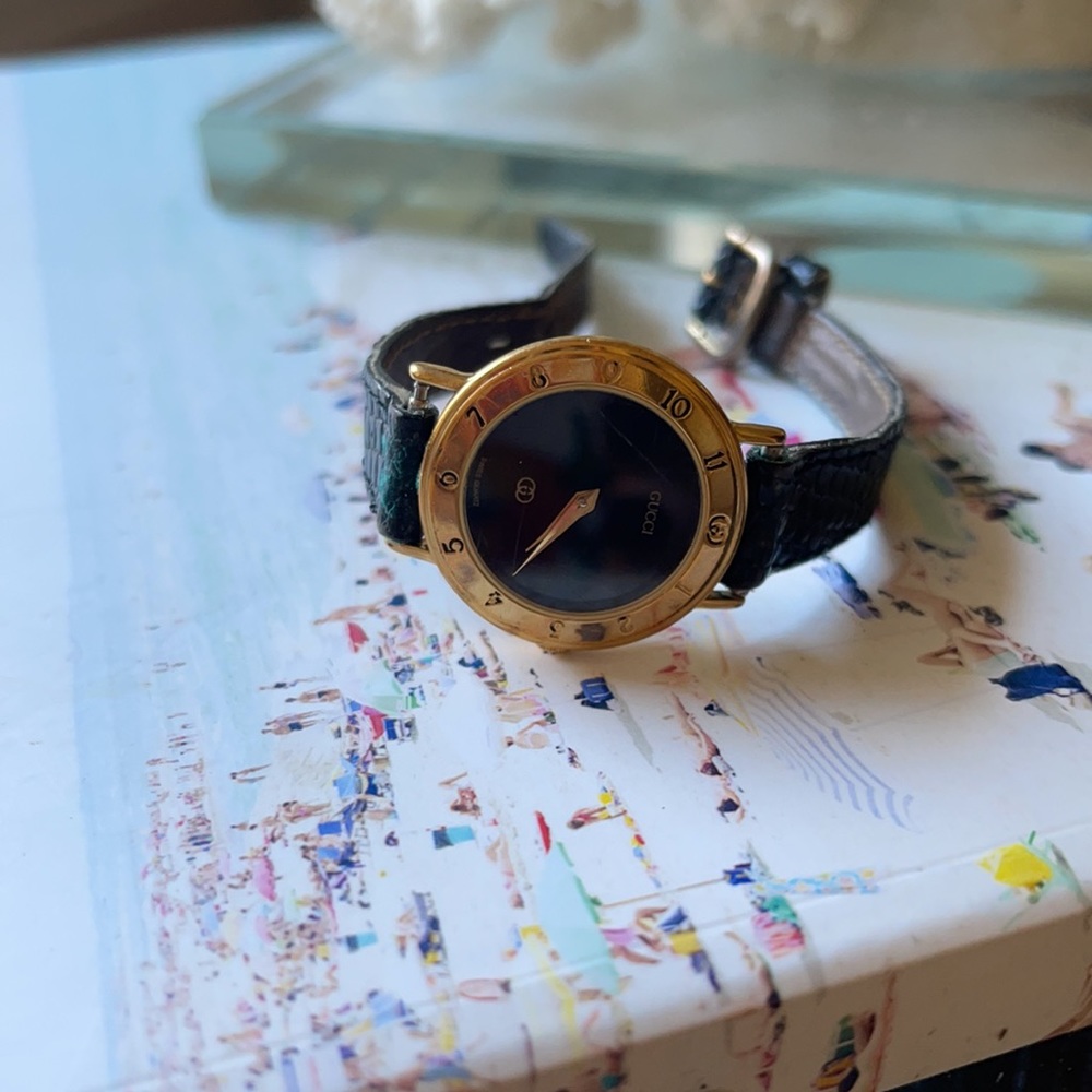 Ladies vintage Gucci watch - Picture 10 of 11